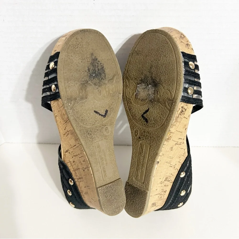 Canyon River Blues Black and Tan Strappy Wedges